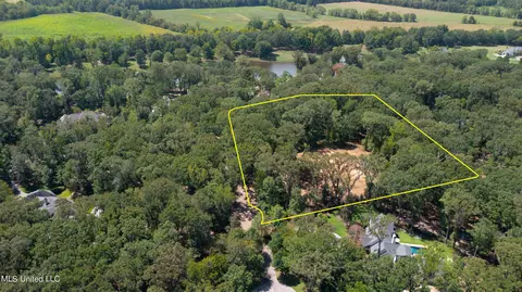 112 Stonebridge Dr, Madison, MS 39110