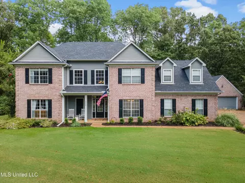 3720 Meadow Trace Cv, Nesbit, MS 38651