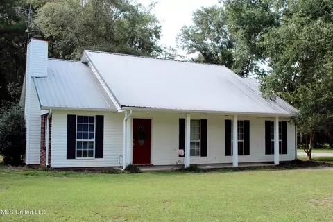 107 Percy Parker Rd, Lucedale, MS 39452 photo 2