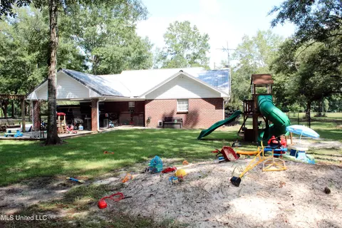 107 Percy Parker Rd, Lucedale, MS 39452 photo 9