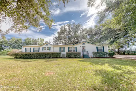 1105 Weeks Rd, Lucedale, MS 39452 photo 2
