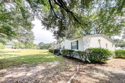 1105 Weeks Rd, Lucedale, MS 39452 photo 5