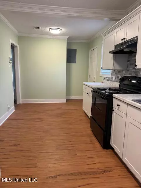 Kitchen - 3984 Hanging Moss Rd, Jackson, MS 39206 photo 1 of 4
