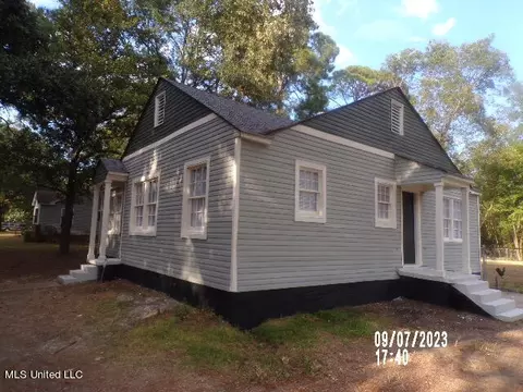 3984 Hanging Moss Rd, Jackson, MS 39206