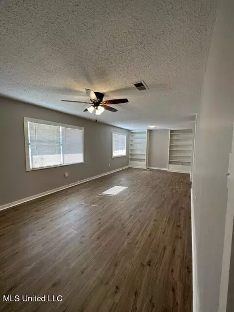 3323 E Lisa Dr, Pearl, MS 39208 photo 31