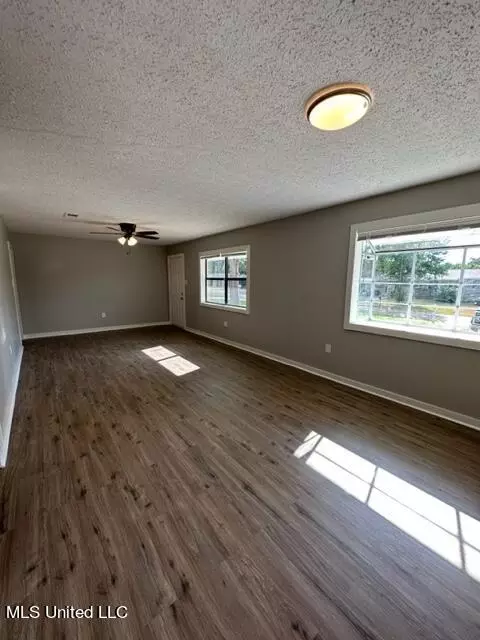 3323 E Lisa Dr, Pearl, MS 39208 photo 32