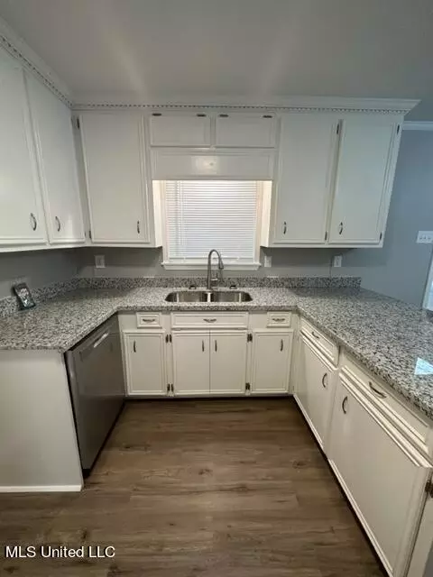 3323 E Lisa Dr, Pearl, MS 39208 photo 29