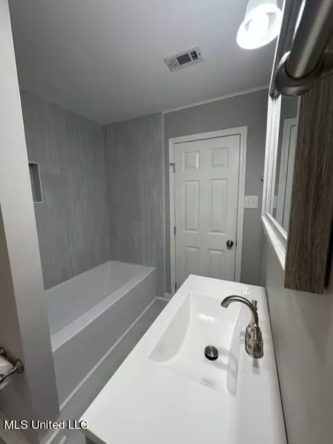 3323 E Lisa Dr, Pearl, MS 39208 photo 17