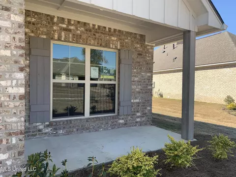236 Vision Cir, Canton, MS 39046 photo 4