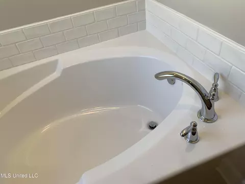 205 Vision Cv, Canton, MS 39046 photo 9