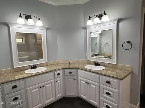 412 Bridgestone Pl, Florence, MS 39073 photo 24