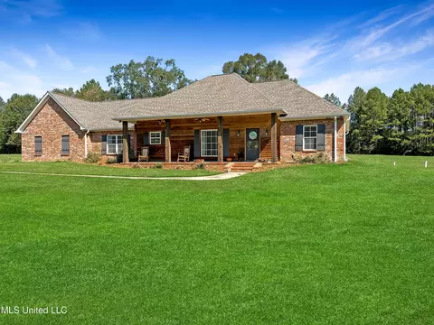566 White Oak Rd, Florence, MS 39073 photo 2