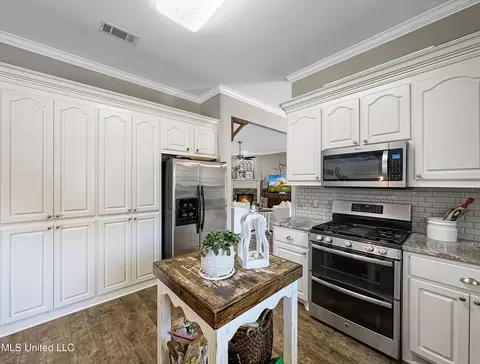 566 White Oak Rd, Florence, MS 39073 photo 14