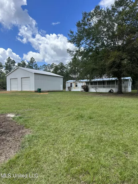 13417 Ridgeland Rd, Vancleave, MS 39565