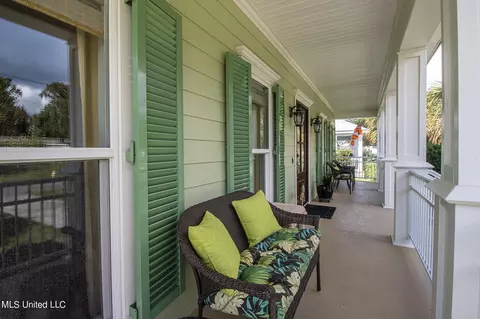 317 E Fourth St, Long Beach, MS 39560 photo 5