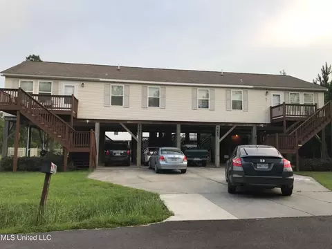 4053 Sixteenth St #4057, Bay Saint Louis, MS 39520