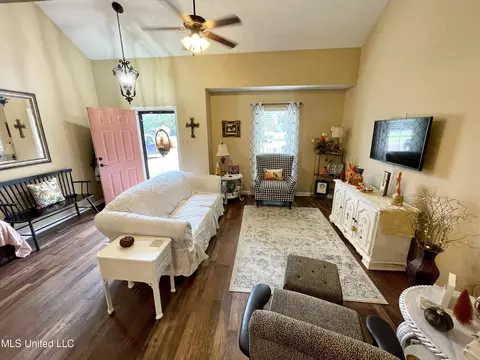 2179 Shady Grove Cv, Hernando, MS 38632 photo 3