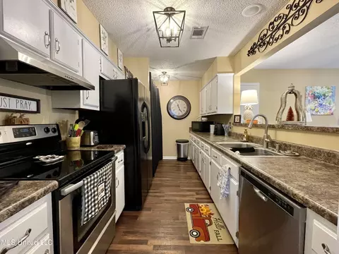 2179 Shady Grove Cv, Hernando, MS 38632 photo 11