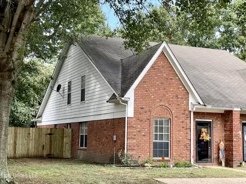 2179 Shady Grove Cv, Hernando, MS 38632 photo 2