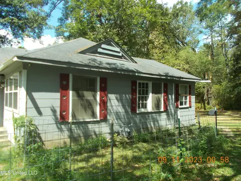 810 Valencia St, Jackson, MS 39204 photo 10
