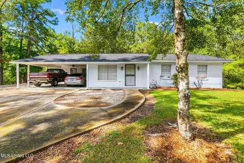 249 Hillcrest Dr, Brandon, MS 39042