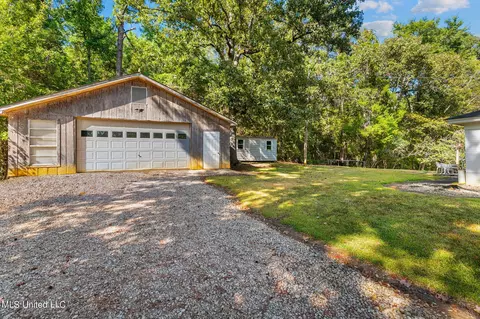 249 Hillcrest Dr, Brandon, MS 39042 photo 2