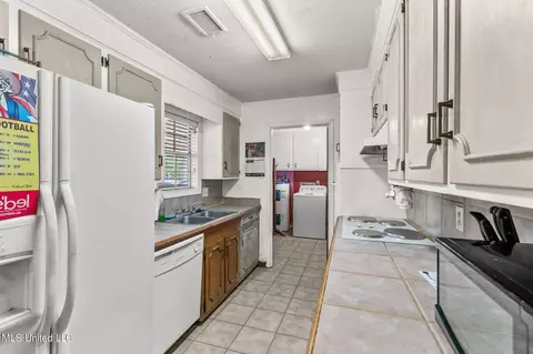 249 Hillcrest Dr, Brandon, MS 39042 photo 9