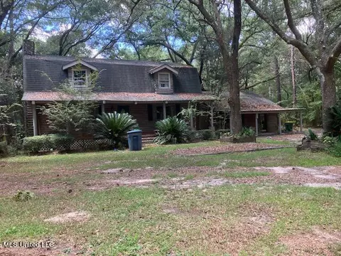 11021 Johns Bayou Rd, Vancleave, MS 39565