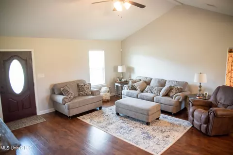 119 Meadow Lark Ln, Lucedale, MS 39452 photo 6