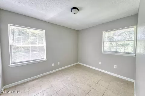 4513 General Mcarthur St, Moss Point, MS 39563 photo 28