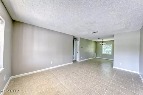 4513 General Mcarthur St, Moss Point, MS 39563 photo 22