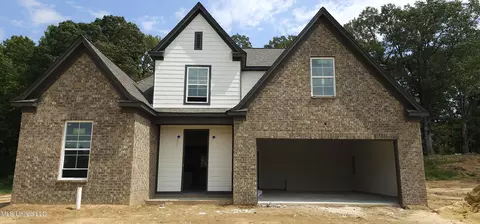 7802 Emeline Dr, Horn Lake, MS 38637
