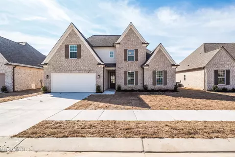 7820 Emeline Dr, Horn Lake, MS 38637