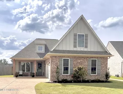 2161 E Watson Vw, Nesbit, MS 38651