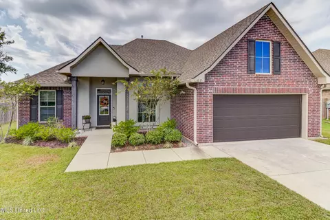 3017 Sea Oats Dr, Long Beach, MS 39560