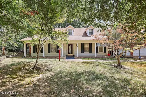 104 Foxgate Pl, Jackson, MS 39211 photo 1
