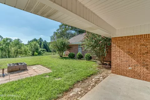 243 Thorn Dr, Grenada, MS 38901 photo 49
