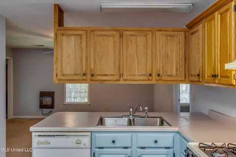 243 Thorn Dr, Grenada, MS 38901 photo 22