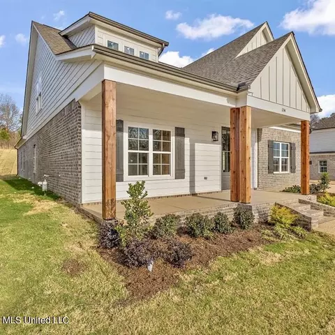 Exterior - 1244 Creekside Ln, Hernando, MS 38632 photo 7 of 12