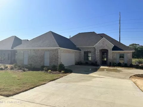 890 Glenwild Cir, Canton, MS 39046
