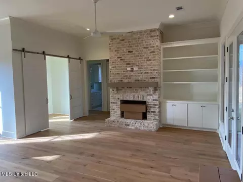 352 River Forest Ln, Brandon, MS 39047 photo 6
