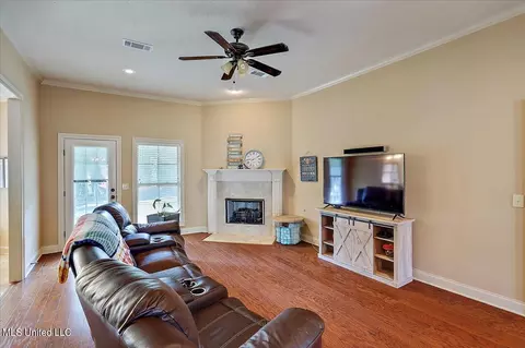 149 Oak Meadow Dr, Clinton, MS 39056 photo 3