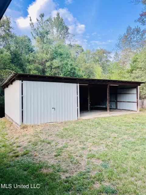 215 Trudy Ln, Florence, MS 39073 photo 5