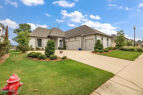 120 Greenway Ln, Madison, MS 39110