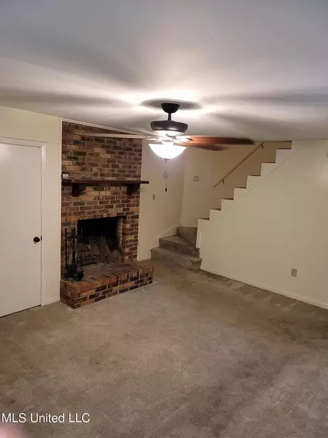1418 Greymont Ave, Jackson, MS 39202 photo 3