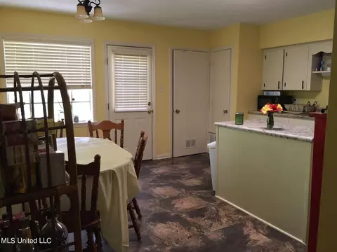 1418 Greymont Ave, Jackson, MS 39202 photo 13