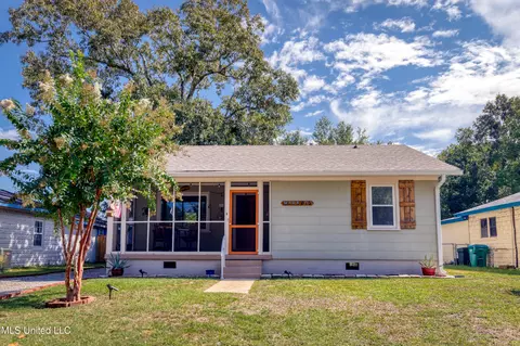 816 Hardy Ave, Gulfport, MS 39501