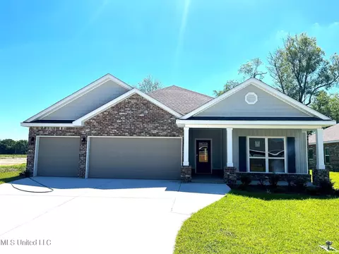8018 Crawford Dr, Long Beach, MS 39560