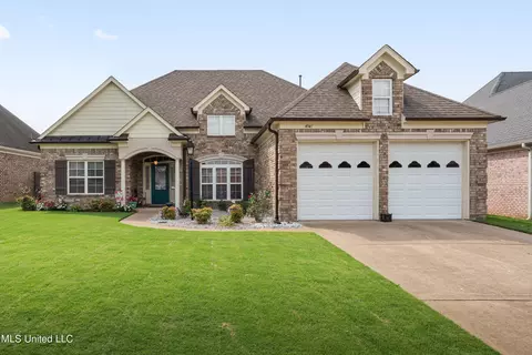 4941 W Rosebrook Cir, Southaven, MS 38672
