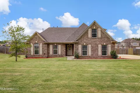 5169 Tulane Rd, Horn Lake, MS 38637